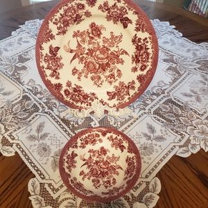 Royal Stafford Dinner Plate and Bowl Set